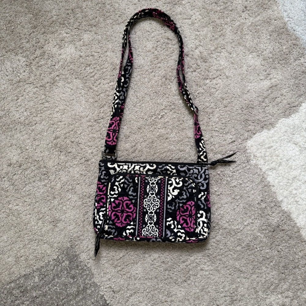 Vera Bradley Retired Hipster Canterberry Magenta Crossbody Purse Bag Quilted Zip